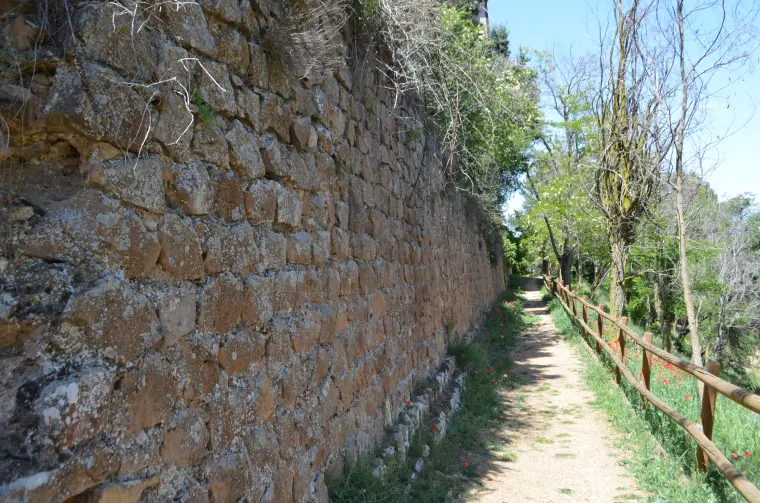 La muralla de Soria, en el cerro del Castillo