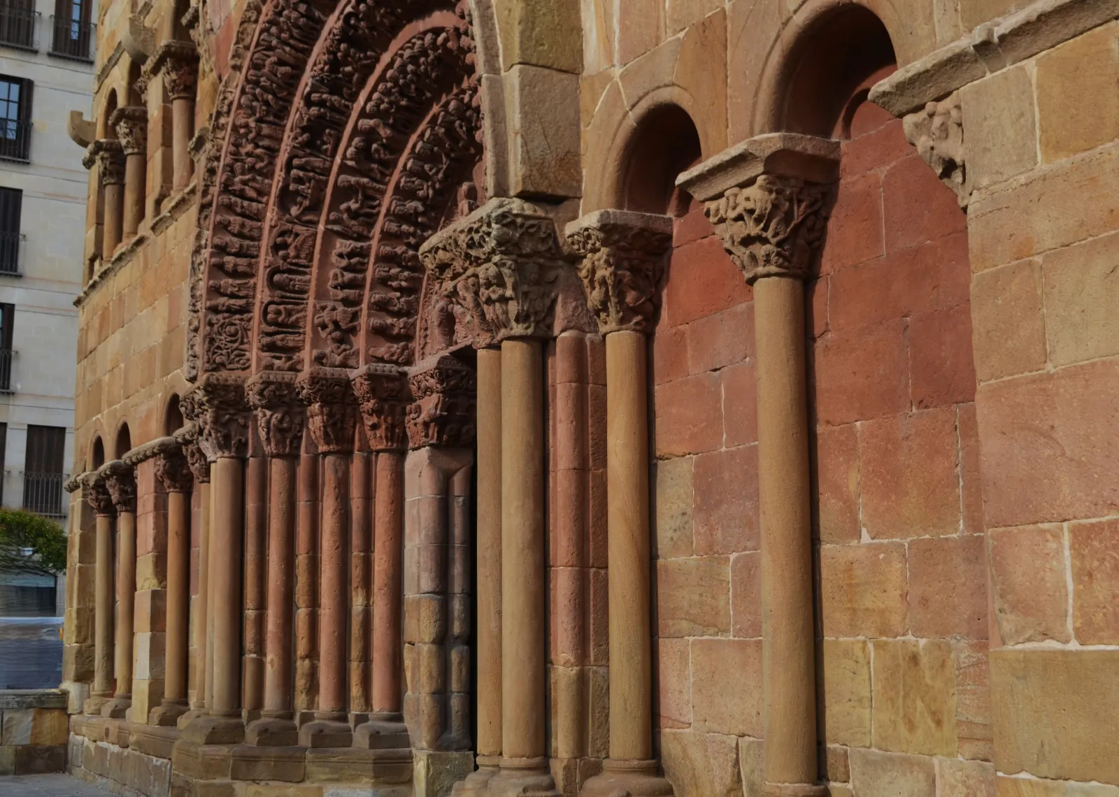 Documentación para catálogo de la exposición: Santo Domingo (Soria).